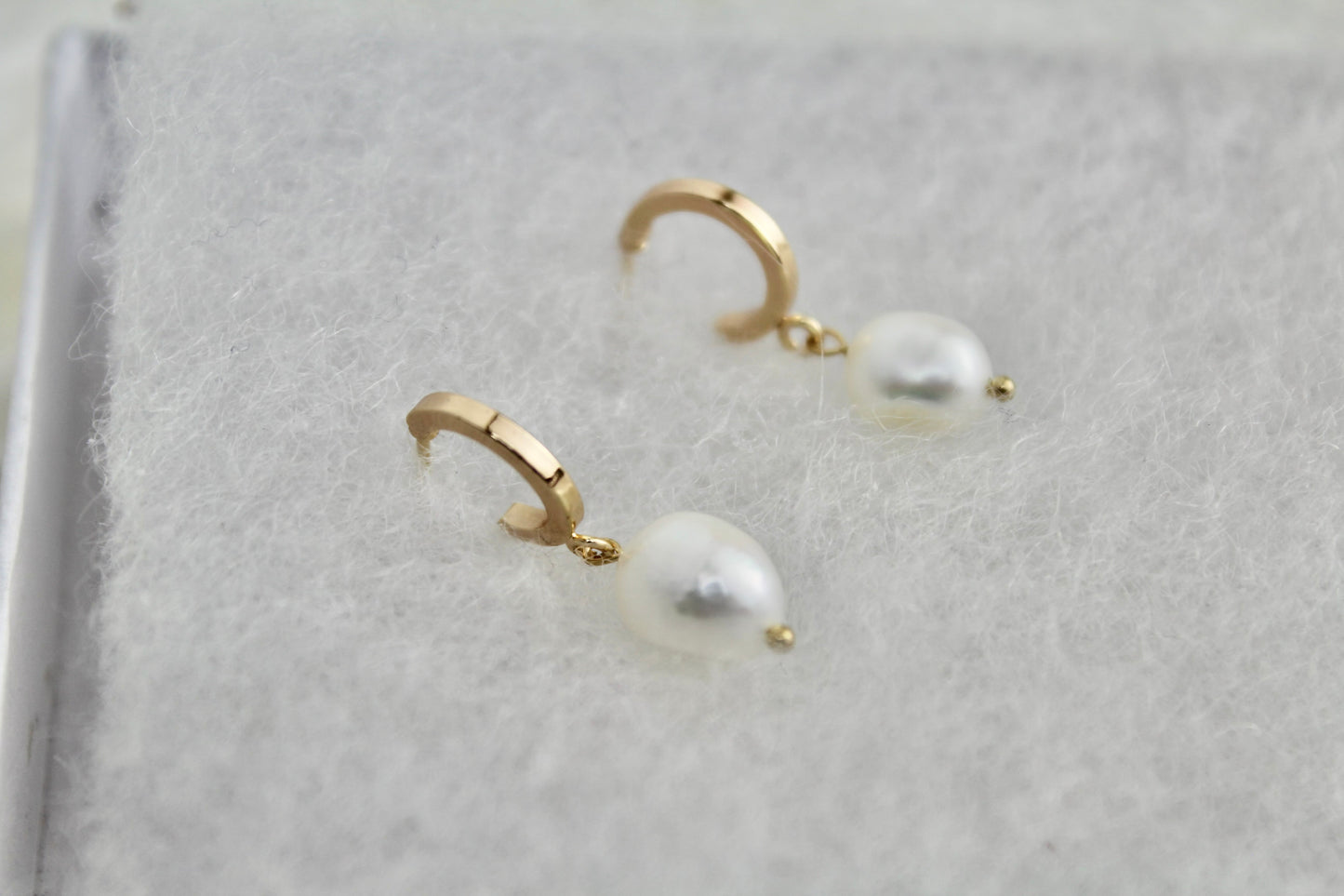 White Pearl Drops